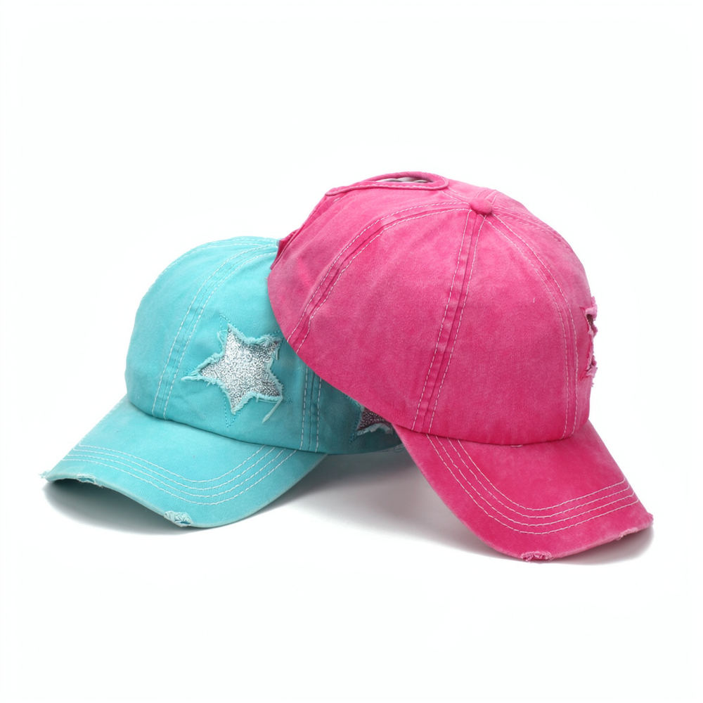 Vintage Outdoor Fashion - Verweerde katoenen honkbalpet met paardenstaart, paillettenster,