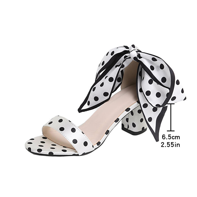 Vintage zwart-witte polkadot e - Vintage Fashion Dresses recensie en prijs